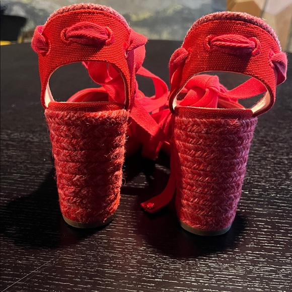 Stuart Witezman red wedge espadrilles. Good used condition. Size 8. - Picture 6 of 8